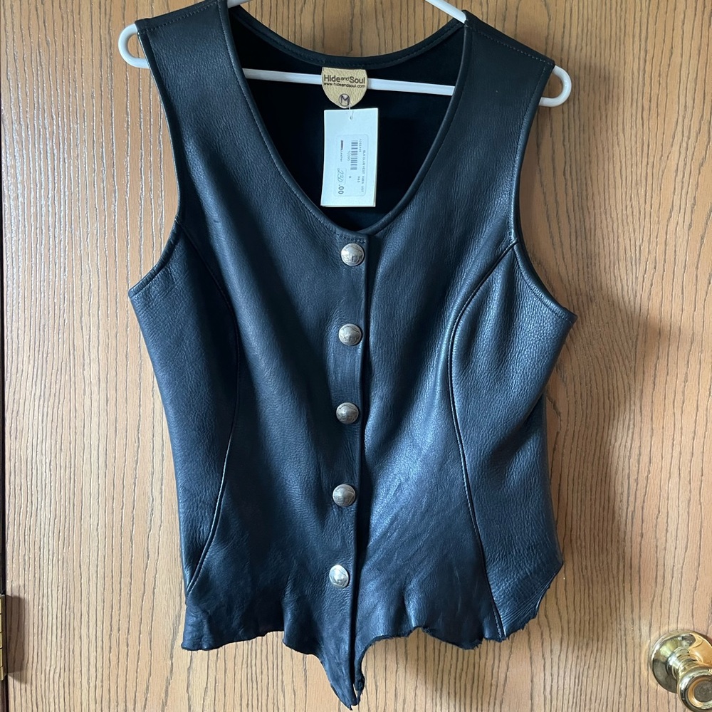 Black Ladies Raw Edge Leather Vest NWT